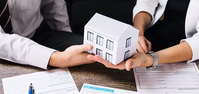 How We Determine Your Sell House for Cash Offer in Commack, New York?