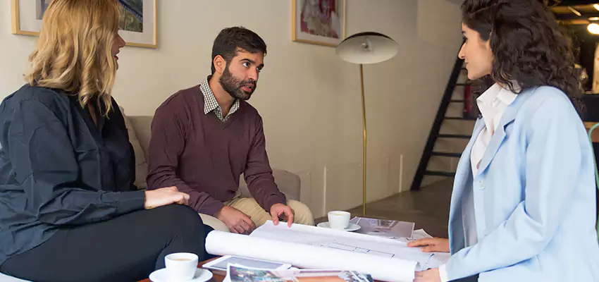 How We Determine Your Selling a House in Disrepair Offer in Commack, NY?